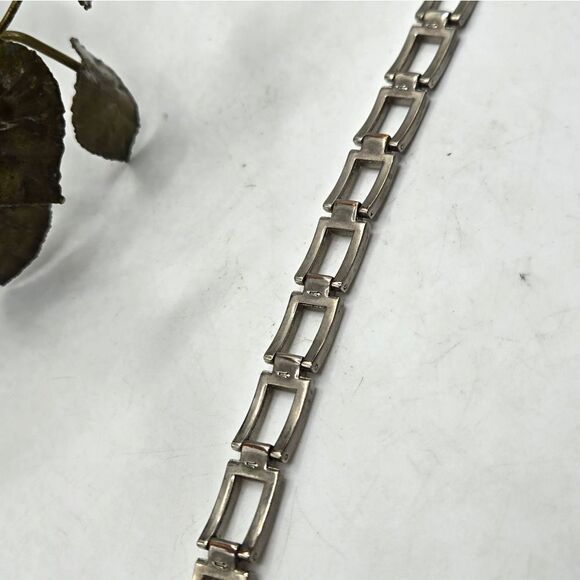 "5/$25" Silvertone Square Link Chain Bracelet - Picture 4 of 10